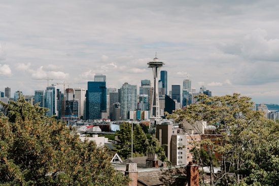 Seattle's Weather Outlook, Clearing Skies and Warm Temps Set to Give Way to Weekend Showers