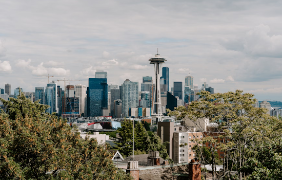 Seattle's Weather Outlook, Clearing Skies and Warm Temps Set to Give Way to Weekend Showers