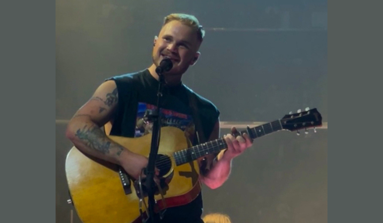 Severe Weather Halts Zach Bryan Concert at Lincoln Financial Field, PATCO Services Disrupted in Philadelphia