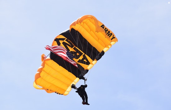 Sky-High Journalism, CBS and ABC7 Reporters Take Tandem Jumps with U.S. Army's Golden Knights Above Chicago