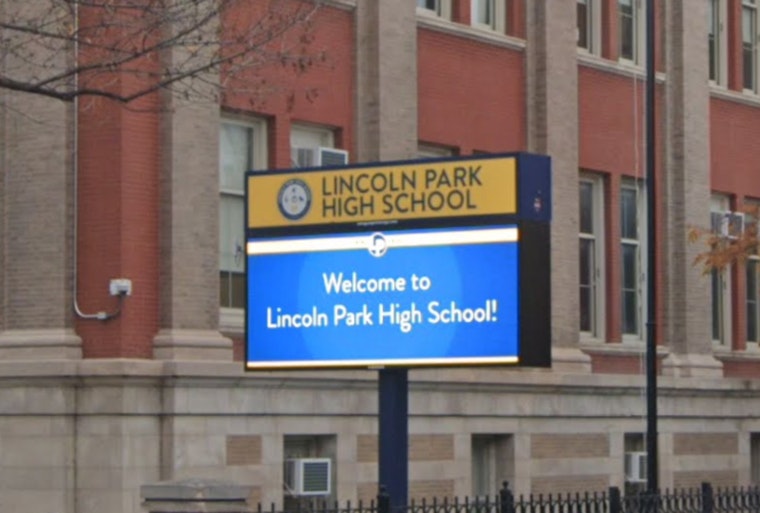 Social Media Star Tristan Jass and Chicago Students Unite Against Cyberbullying in Lincoln Park