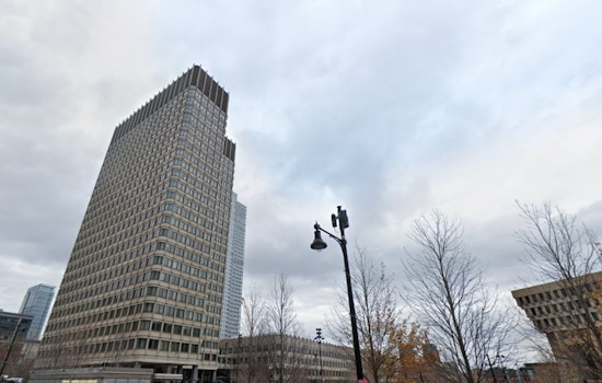 Sunny Weather Turns to Rainy Monday in Boston, Beachgoers Warned as Hurricane Ernesto Affects Coast
