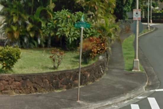 Swift Response by Honolulu Fire Department Contains Aiea Residential Fire, No Injuries Reported