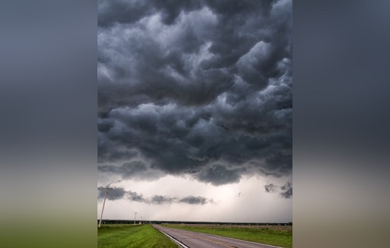 Tampa Braces for Sizzling Temperatures and Increasing Thunderstorm Chances This Week