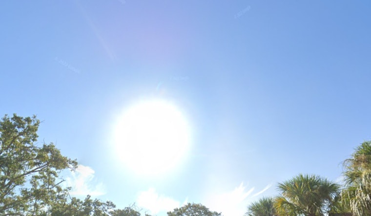 Tampa's Labor Day Weekend to Face Heat Waves and Thunderstorms, Mixed Weather Expected