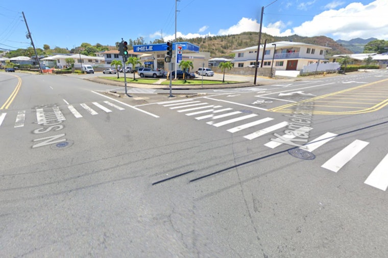 Teen Injured in Daylight Shooting on Honolulu Bus as Police Launch Attempted Murder Investigation