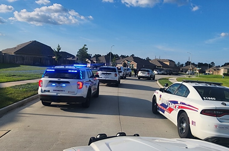 Teens in Custody After Vehicle Chase and Alleged Assault on Officer in Harris County