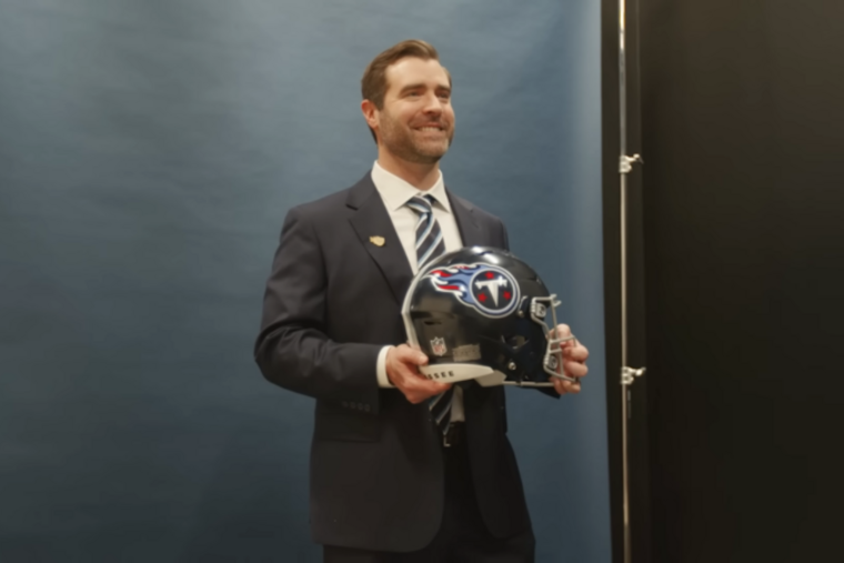 Tennessee Titans Secure Victory Against San Francisco 49ers, 17-13, in Brian Callahan's Head Coaching Debut