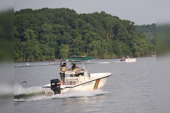 Tennessee Wildlife Resources Agency Stresses Boating Safety for Labor Day Weekend Crowds