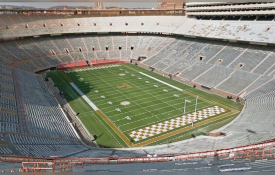 Tennessee's Jeremias Heard Swaps Defense for Offense in Knoxville