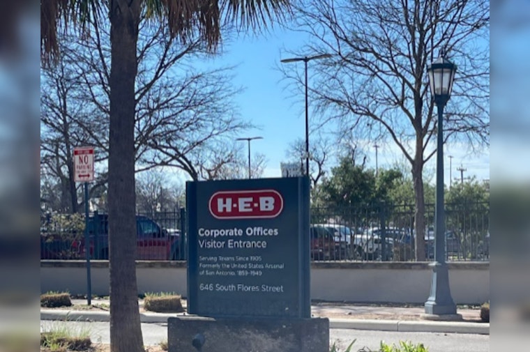 Texans Called to Nominate Outstanding Educators for 2025 H-E-B Excellence in Education Awards
