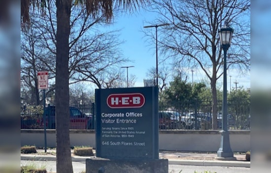 Texans Called to Nominate Outstanding Educators for 2025 H-E-B Excellence in Education Awards