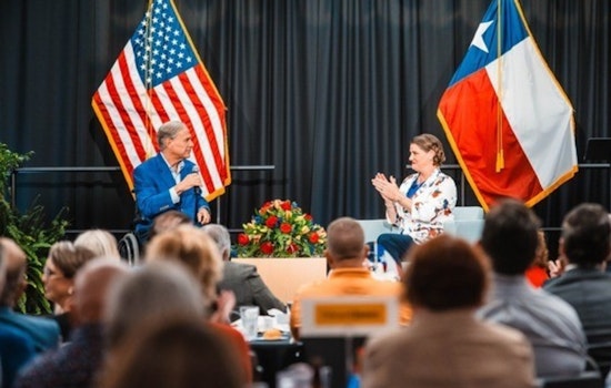 Texas Governor Greg Abbott Touts State's Economic Triumphs at Portland Chamber of Commerce Event