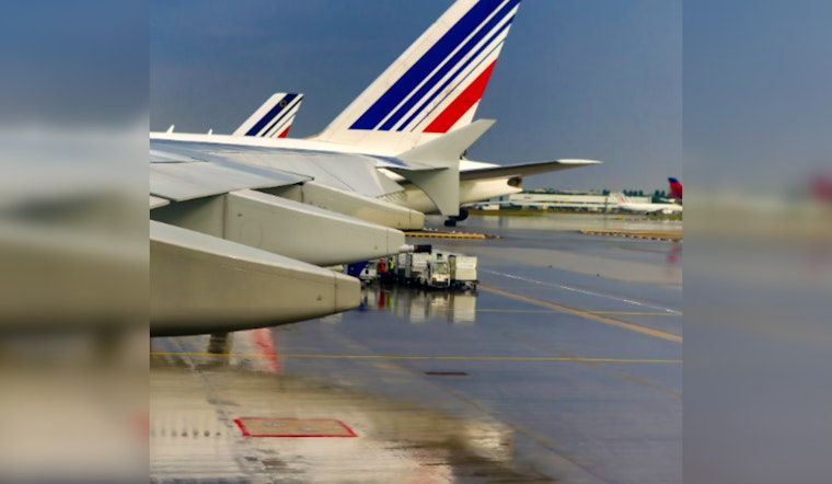 Thunderstorms Prompt Ground Stops at Houston's Major Airports, Travelers Face Delays