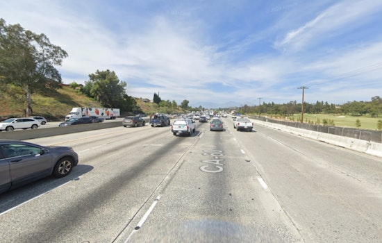 Traffic Snarled on WB 60 Freeway in Diamond Bar After Toy Hauler Overturns, Collisions with SUVs Cause Heavy Delays