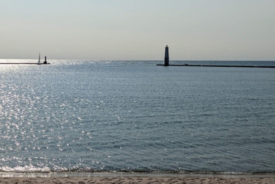 Tragic Boating Accident on Lake Michigan Claims Life of Midland Senior, Brave Rescue Effort Saves Companion Near Frankfort