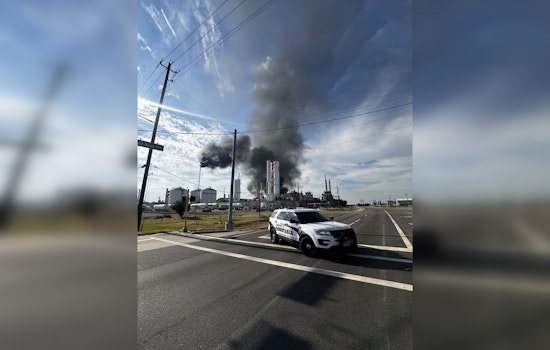 Transformer Fire at Pasadena Air Liquide Facility Sparks Emergency Response, Power Outages in Harris County