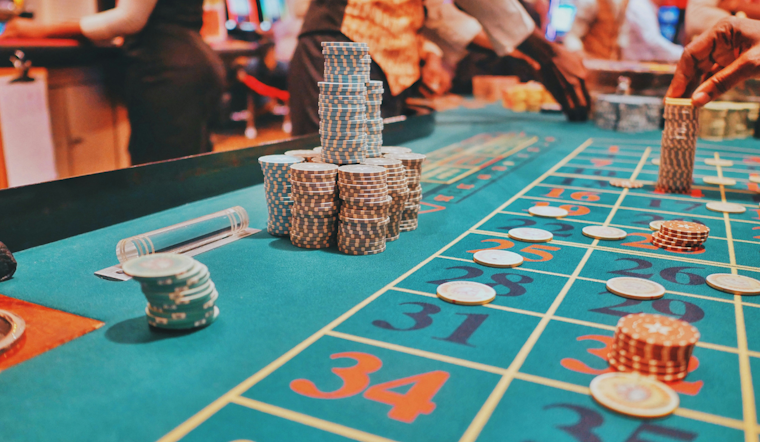Two Men Charged in Alleged $14K Casino Cheating Scheme in Pennsylvania