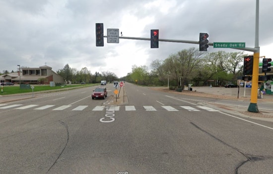 Upcoming Roadwork Alert: Minnetonka's Shady Oak Road and County Road 101 to See Resurfacing from August 14