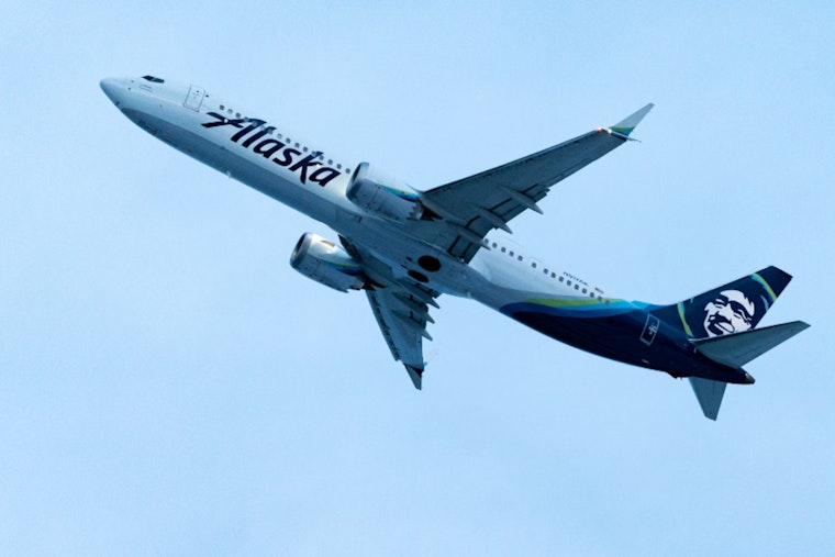U.S. Judge Dismisses Lawsuit Over $1.9 Billion Alaska-Hawaiian Airlines Merger, Regulatory Review Continues