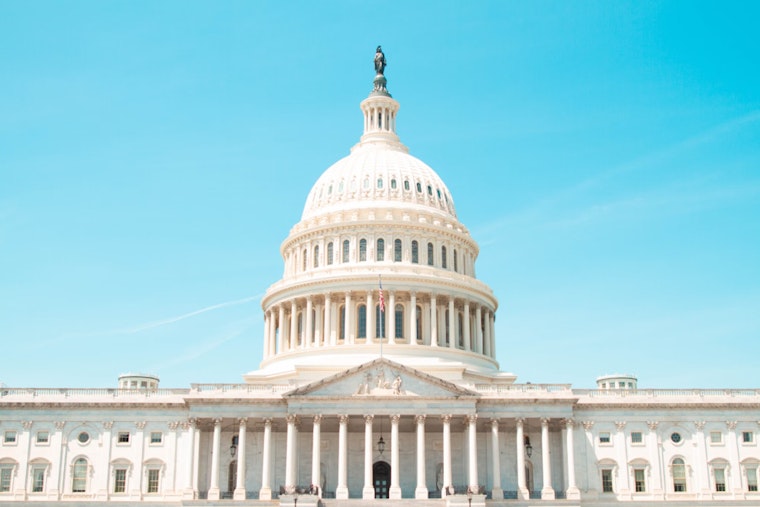 Washington D.C. Braces for Hazy Sunshine, Thunderstorm Chances Rise Towards Weekend