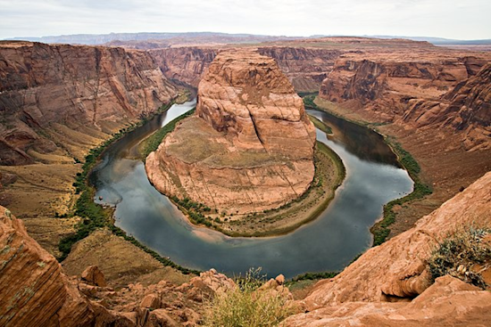 Western States Face Federal Water Cuts as Colorado River Levels Decline Amid Drought