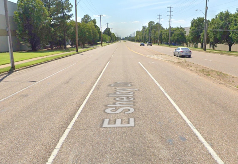 Woman in Critical Condition After Pre-Dawn Semi-Truck Collision on East Shelby Drive in Memphis