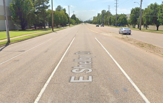 Woman in Critical Condition After Pre-Dawn Semi-Truck Collision on East Shelby Drive in Memphis
