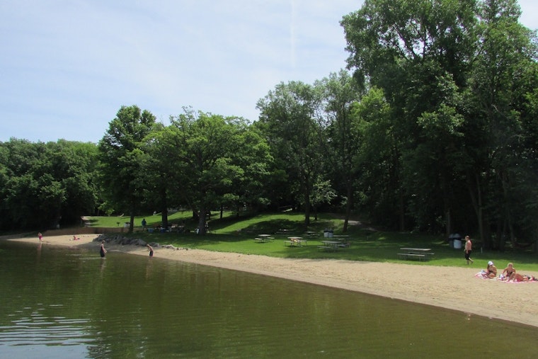 Wright County Issues Swim Advisory at Beebe Lake County Park Due to Algae Bloom Concerns