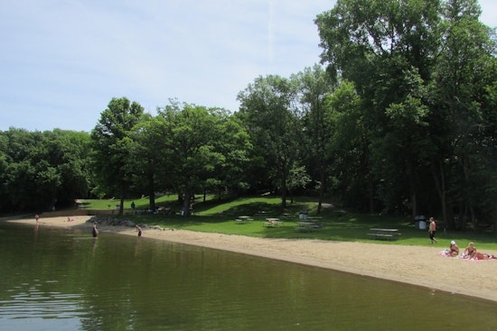 Wright County Issues Swim Advisory at Beebe Lake County Park Due to Algae Bloom Concerns