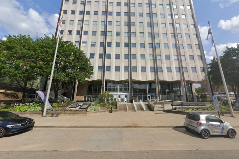 18-Year-Old Woman Injured During Shootout at Akron Apartment Complex, Police Investigate