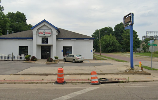 Man Fatally Shot Outside Akron Hookah Lounge, Police Seek Suspects