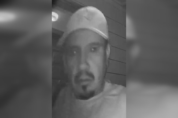 APD Seeks Information on Suspects After Non-Fatal Shooting and Home Invasion on Jimmy Clay Drive