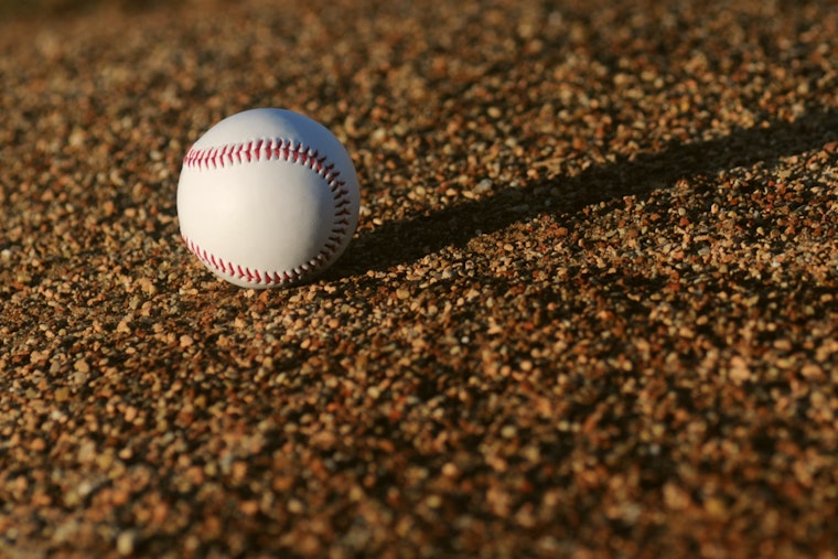 Arizona Diamondbacks' Playoff Hopes Rest on Mets-Braves Doubleheader Outcome After Decisive Victory over Padres