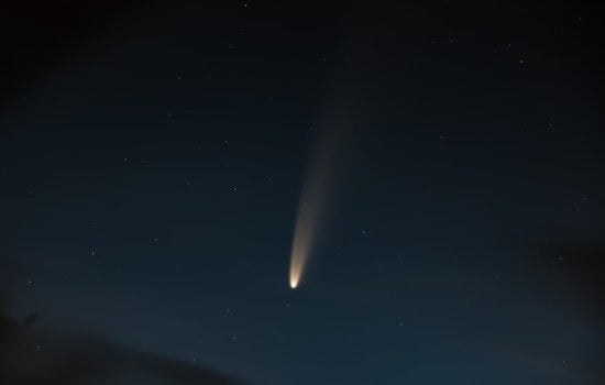 Arizona Skywatchers Set for Stellar Show as Comet Tsuchinshan ATLAS Soars into View