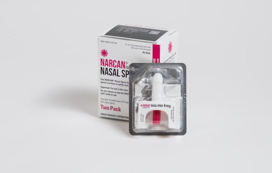 Arizona Student Hailed as a Hero After Saving Teens from Opioid Overdose with NARCAN