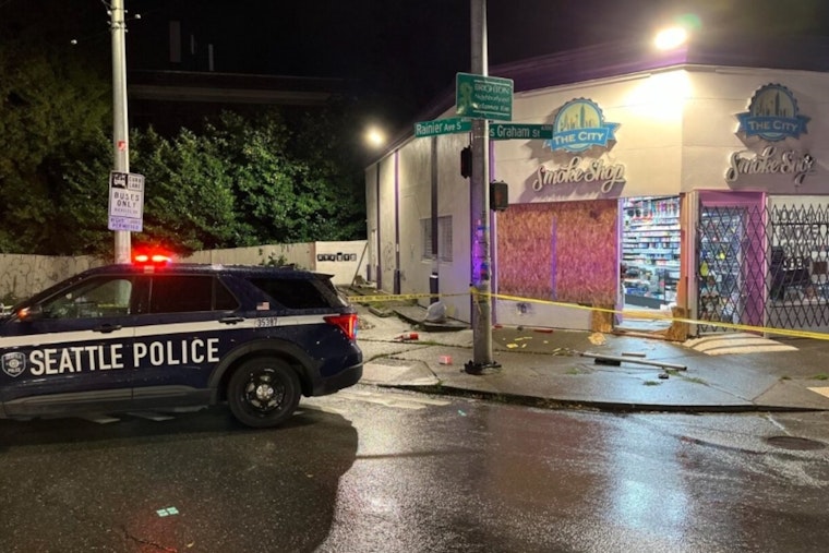 Armed Robbery and Exchange of Gunfire at Rainier Valley Smoke Shop Leads to Seattle Police Manhunt