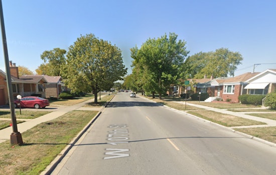 Attempted Carjacking in Chicago's Fernwood Neighborhood Leaves Innocent Bystander Wounded