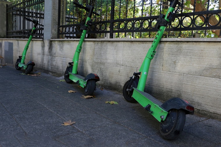 Austin Auditor's Report Uncovers Data Gaps in E-Scooter Crash Tracking