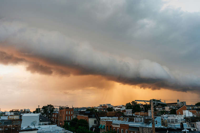 Baltimore and Washington DC Brace for Fog, Rain, and Thunderstorms Amid Stalled Weather Front
