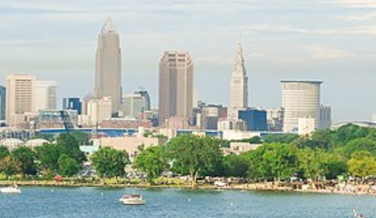 Bay Area Bliss: High Pressure Grants Weekend Sunshine as Lake Erie Enjoys Calm Waters