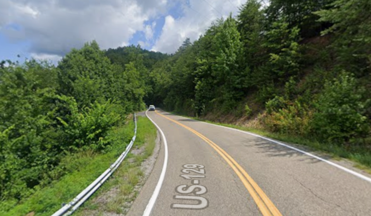 Blount County Deputy Fatally Shoots Bear 'Guarding' Body of Crash Victim on US Route 129 "The Dragon"