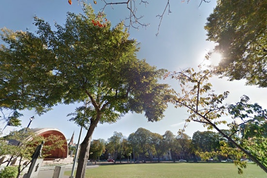 Boston to Savor Summerlike Sunshine as Temperatures Surge into the 80s