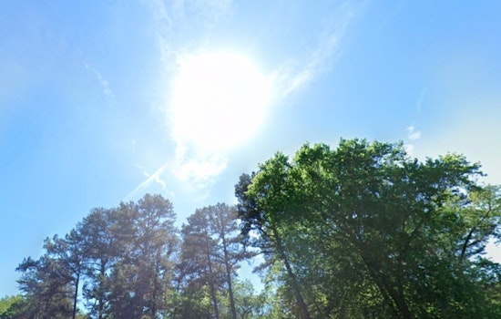 Charlotte Basks in Sunny Skies and Warmth as Weekend Rain Approaches