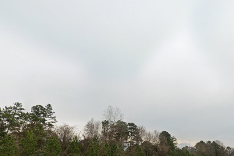 Charlotte Braces for Showers and Thunderstorms as National Weather Service Forecasts Wet Week Ahead