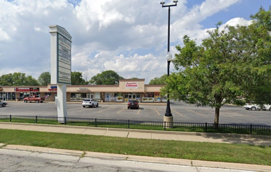 Chicago Heights Man Fatally Shot in Glenwood Liquor Store Dispute, Investigation Underway