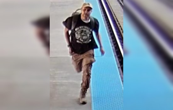 Chicago Police Seek Public’s Help to Identify Suspect in Pink Line Necklace Robbery