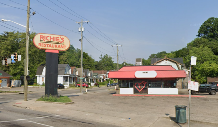 Cincinnati Fried Chicken Chain Owner Convicted of Tax Evasion Using Employee Wages