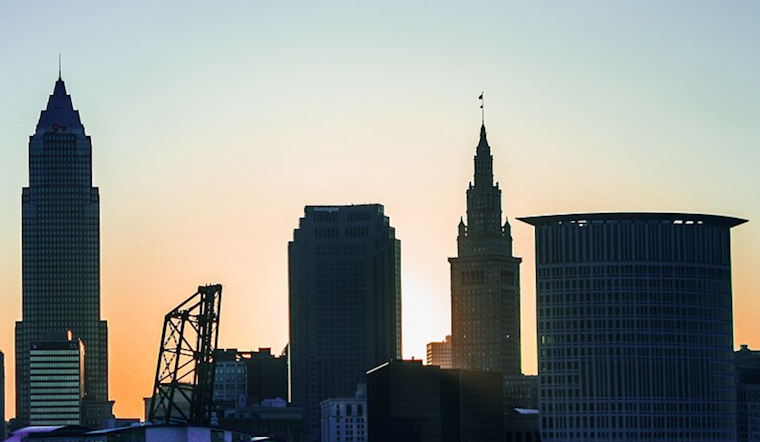 Cleveland Basks in Unseasonably Warm Temperatures as High-Pressure System Prevails