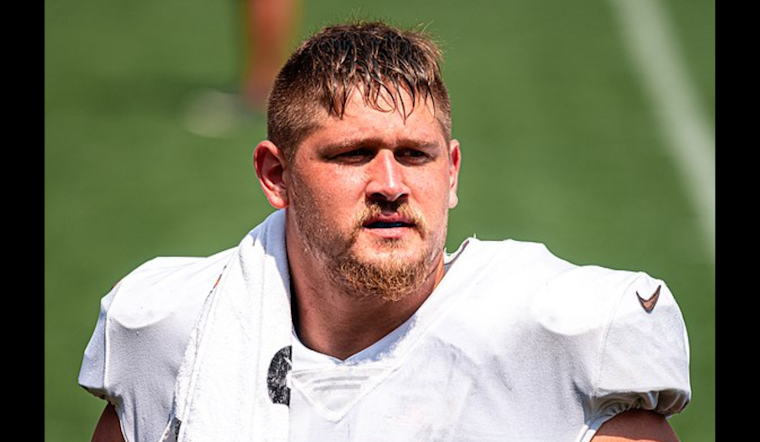 Cleveland Browns Adjust Roster as Guard Wyatt Teller Moves to Injured Reserve Ahead of Raiders Clash